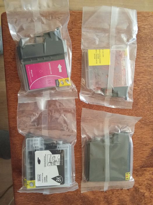 Brother DCP-715cw koszt wysyłki w cenie urządzenia przy pobraniu.