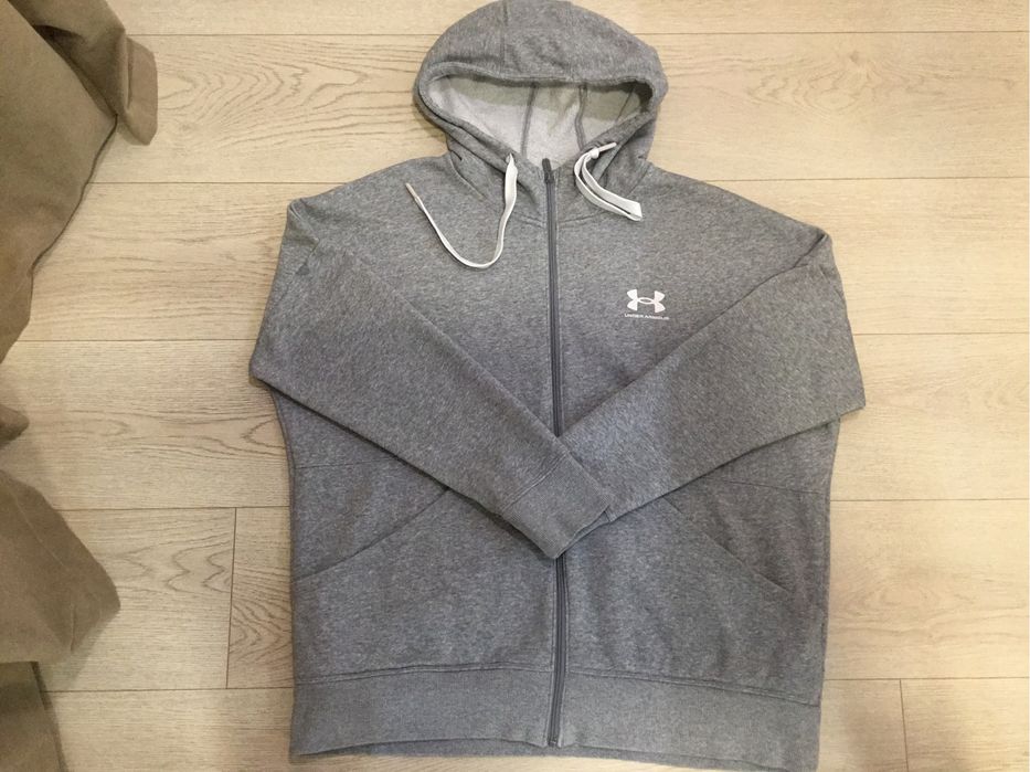 Продам зіп худі Under Armour розмір L