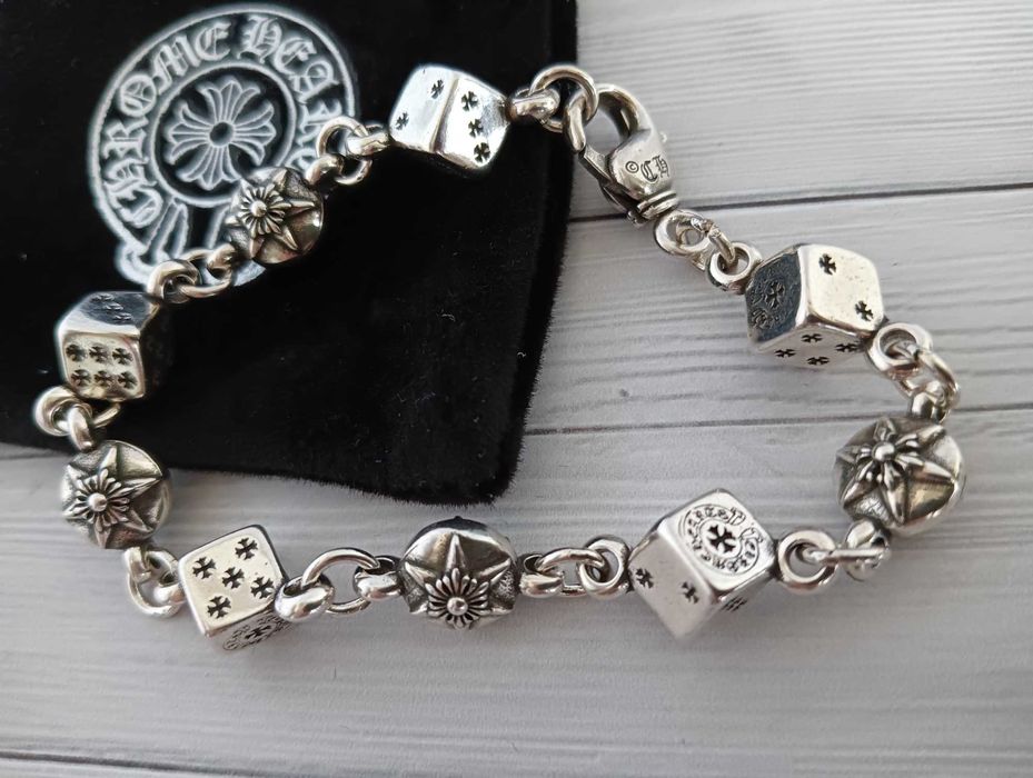 Браслет металевий Chrome Hearts стильний.