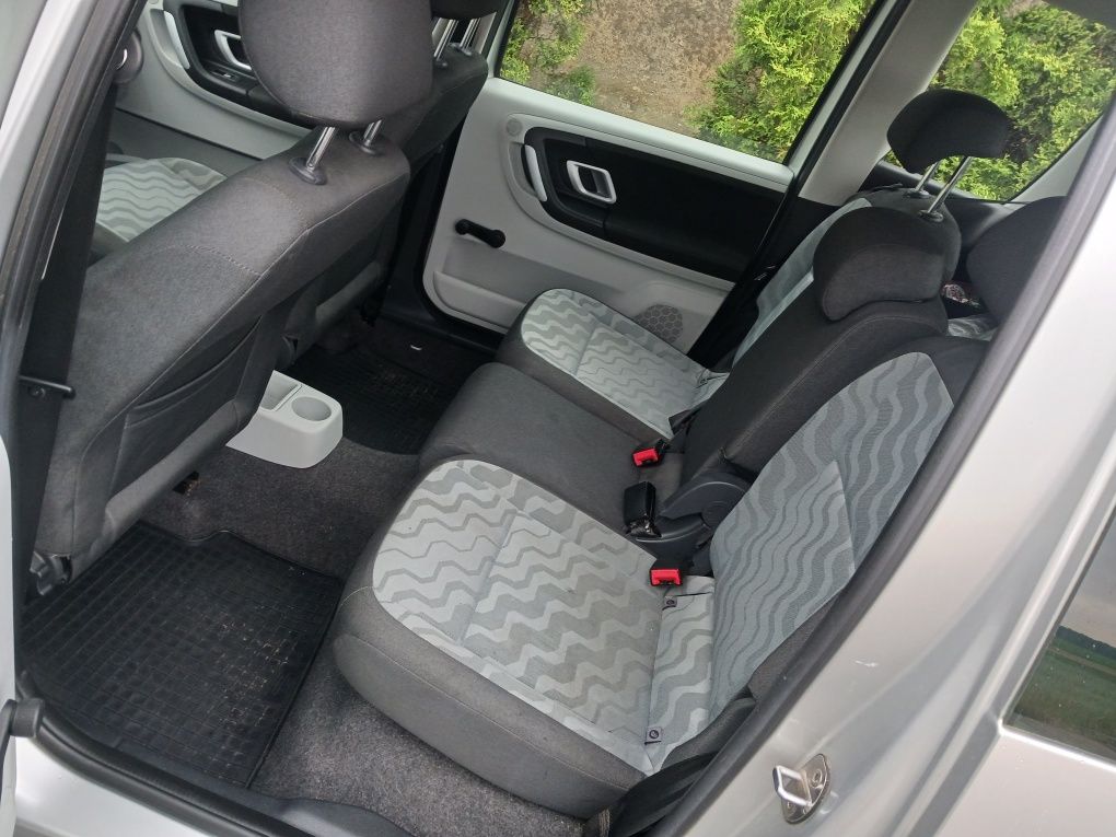 Skoda Roomster 1.4Mpi 2007r Klima Ładna Zadbana Ważne Opłaty