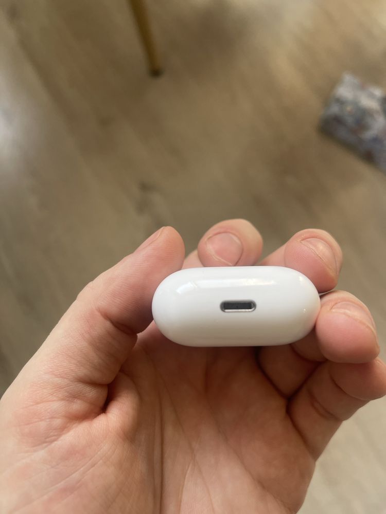 Оригінальні Apple Airpods 2 з коробкою