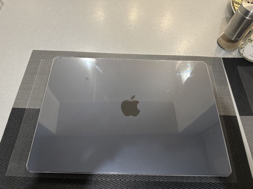 Продам macbook air 15 blue 8+256