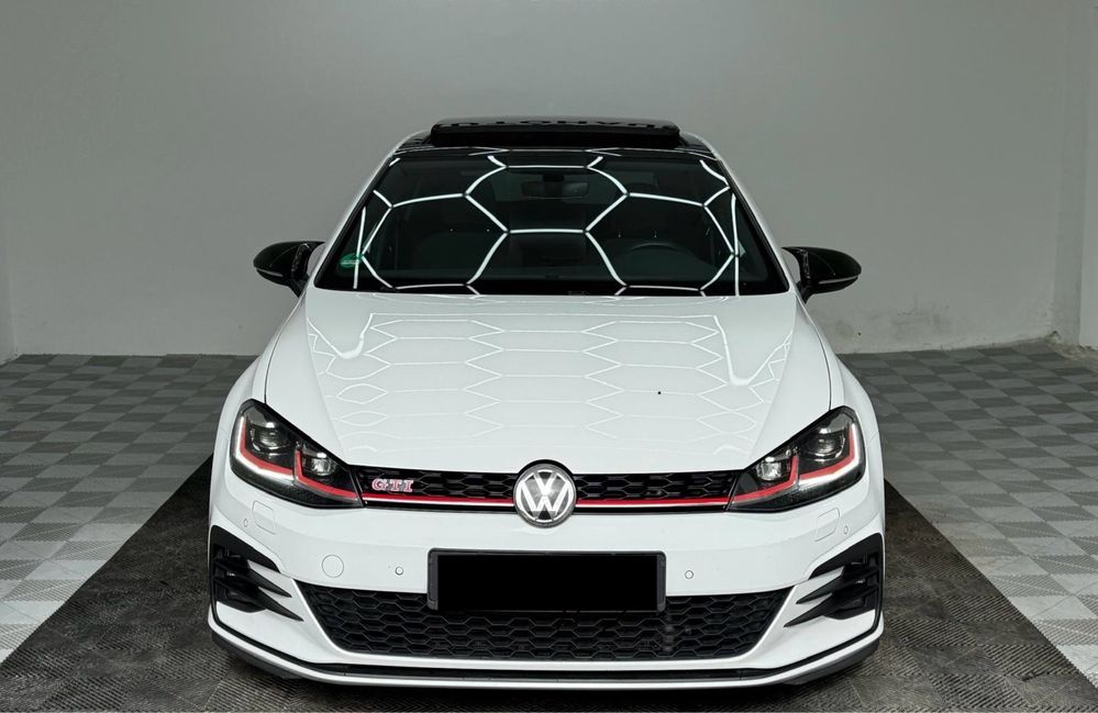 VW 7.5 GTI Performance 413cv KW financiamneto 120 meses