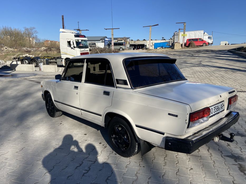 Продам ВАЗ 2107 1.5 бензин