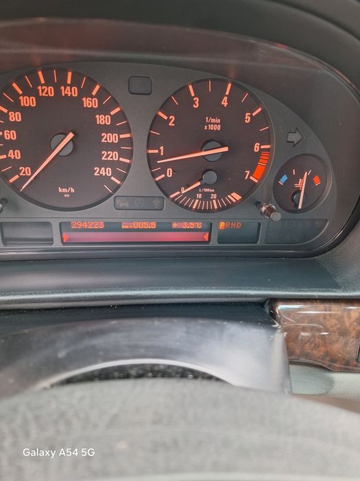 BMW E38 2.8 benzyna ZAMIANA