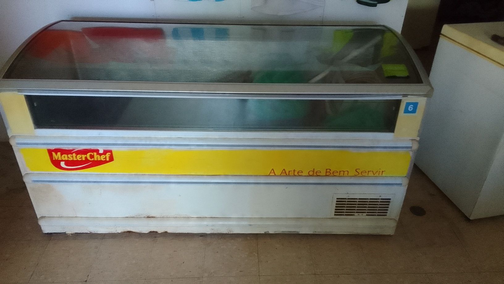 Refrigeração nova 3.800€ vendo por 500€