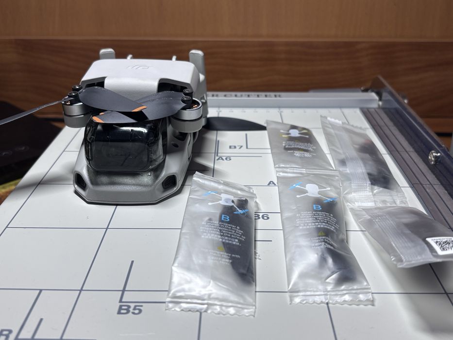 DJI Mini 2 SE Fly more Combo + Apple Care