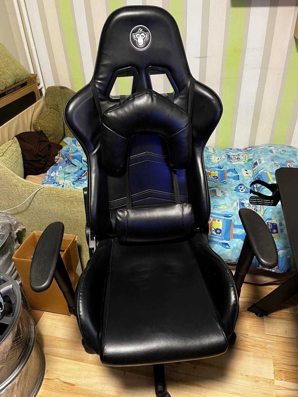 czarny fotel gamingowy/black gaming chair