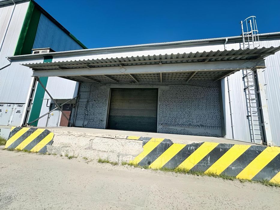 Склад 713 м2 с рампой
