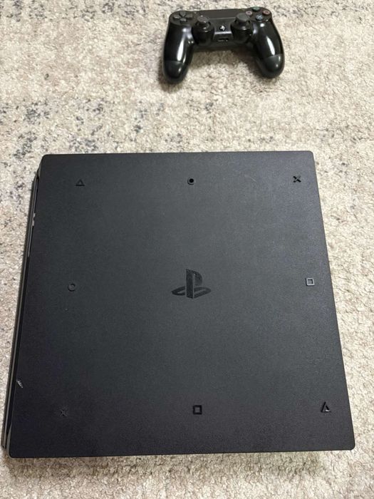 PlayStation 4 pro 1 TB