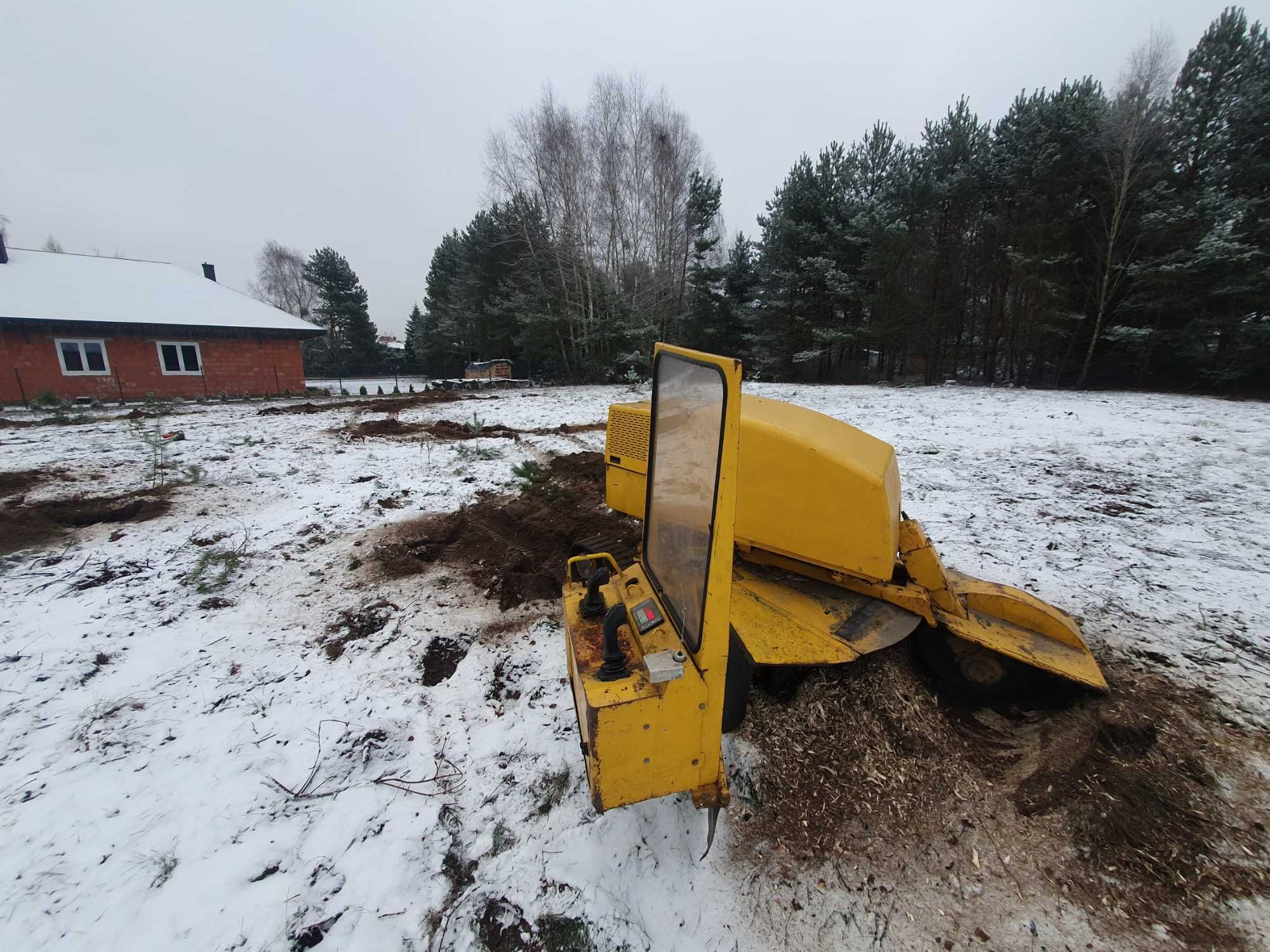 Rębakowanie Gałęzi Wycinka drzew Równanie terenów