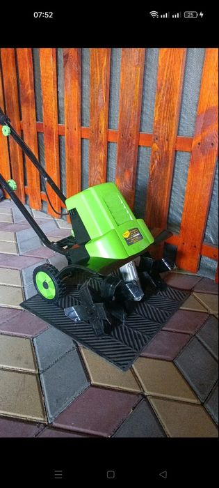 Закультивирую участок земли