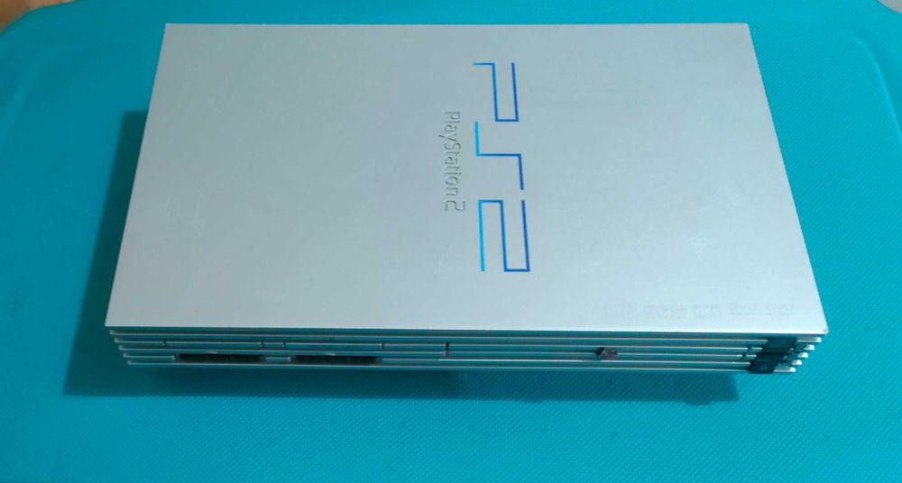PlayStation 2 - impecável