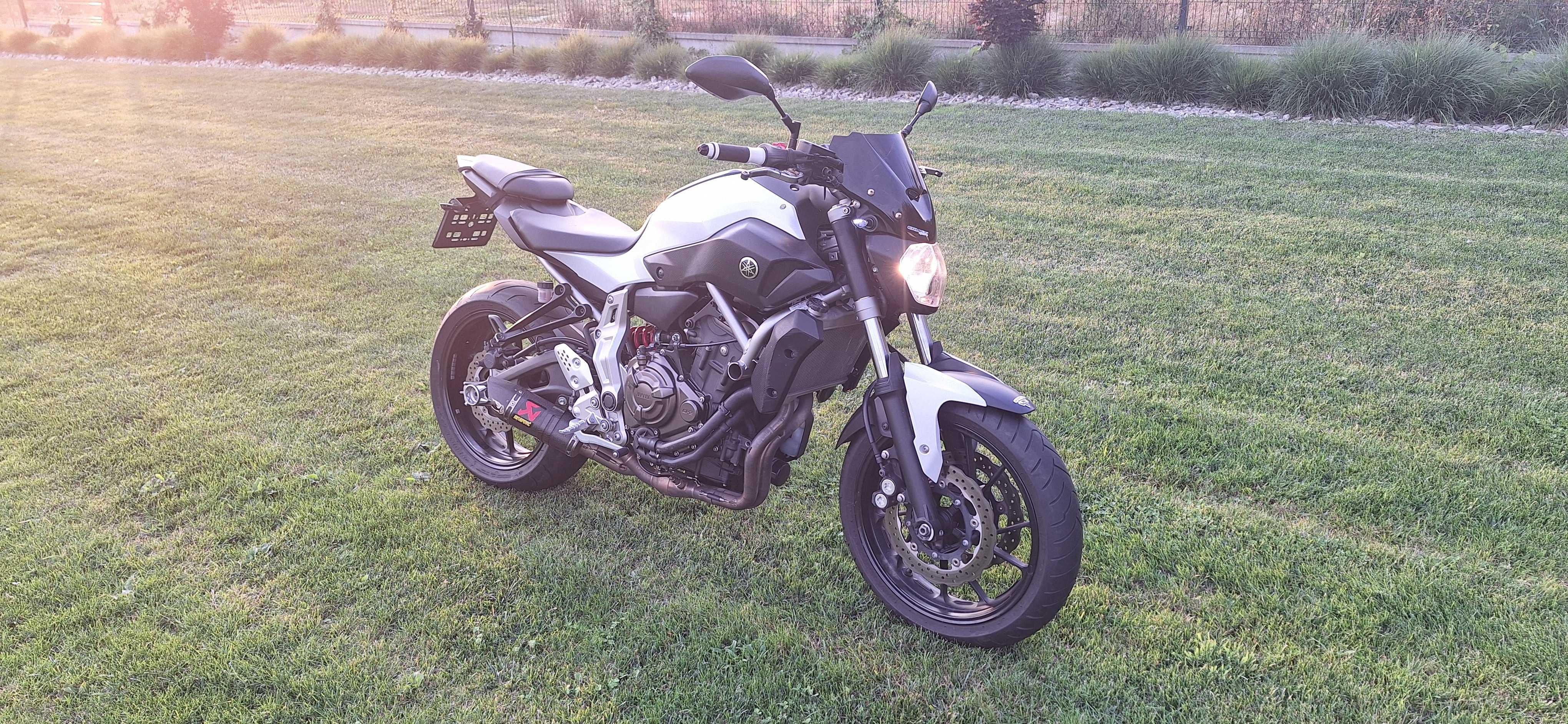 YAMAHA MT-07 11tkm AKRAPOVIC , ciekawy egzemplarz, czytaj opis