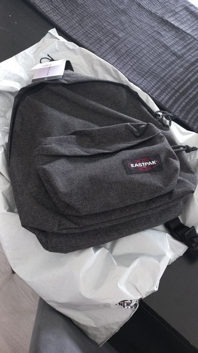 Mochila eastpack 33.5x23x15cm