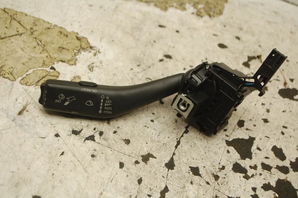 PRZEŁĄCZNIK MANETKA ZESPOLONA 1K0953519 VW GOLF V SKODA SUPERB II AUDI SEAT 1K0953519L