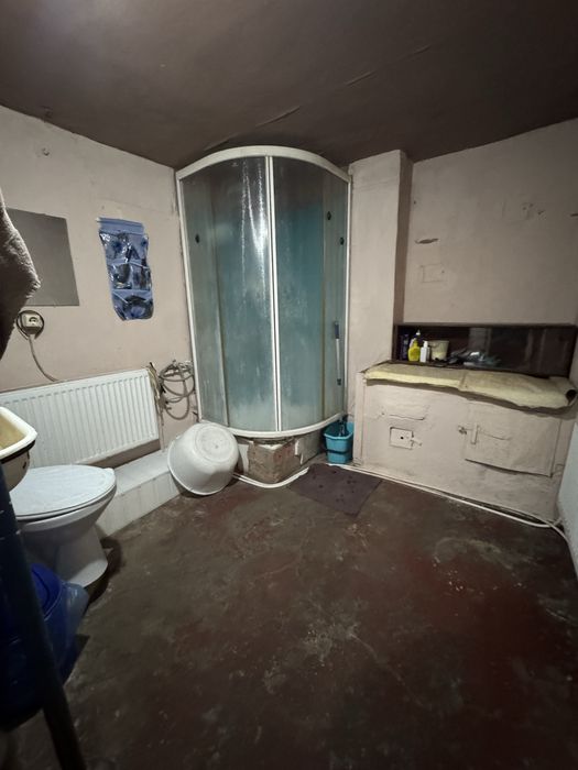 Продаж будинку Підгороднє