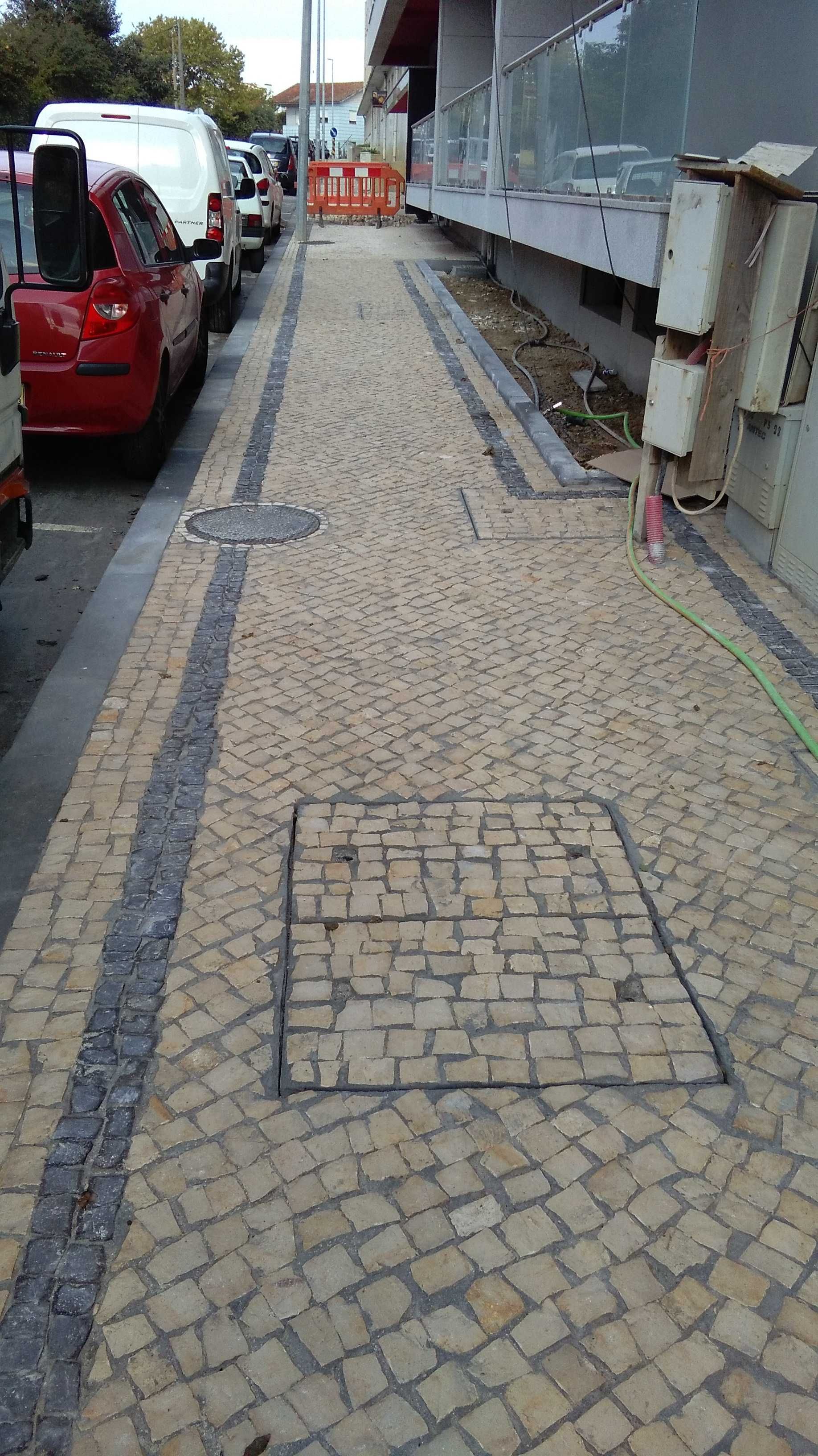 Obras pavimentos granito e calcário