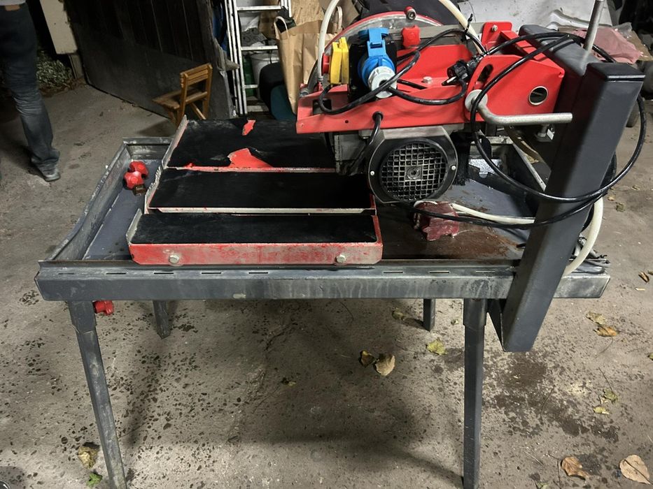 Piła stolikowa rubi dr 350