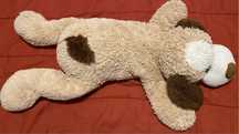 Peluche Cão deitado tamanho 85x33 cm