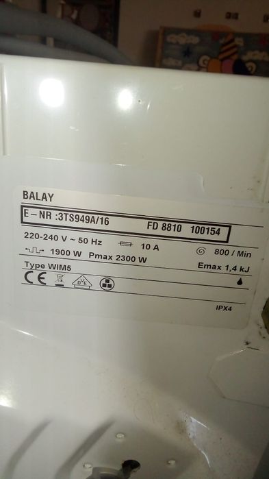 Máquina lavar roupa Balay seminova