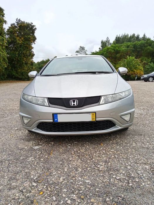 Honda Civic 1.4 i-VTEC Sport