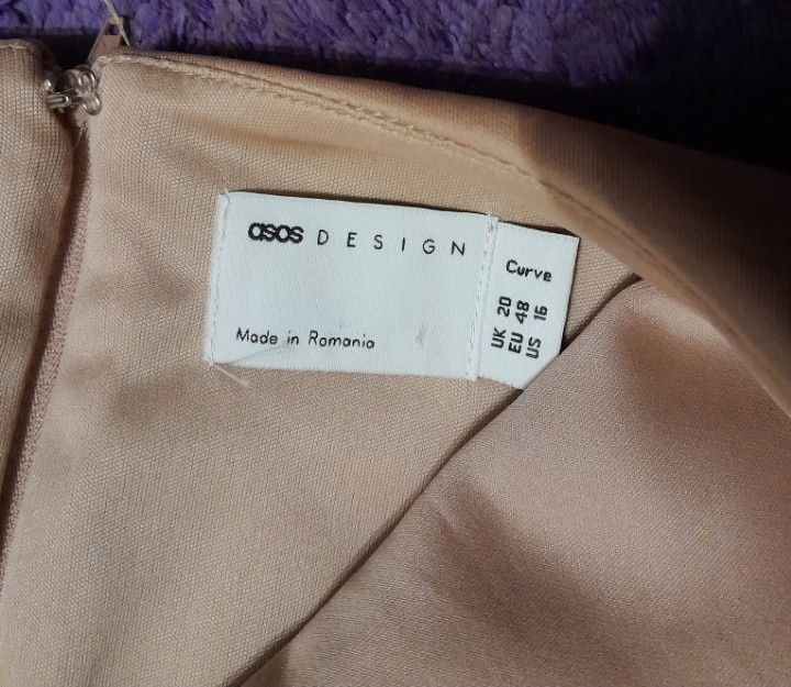 ASOS -różowy kombinezon z opadającymi ramiączkami r.48