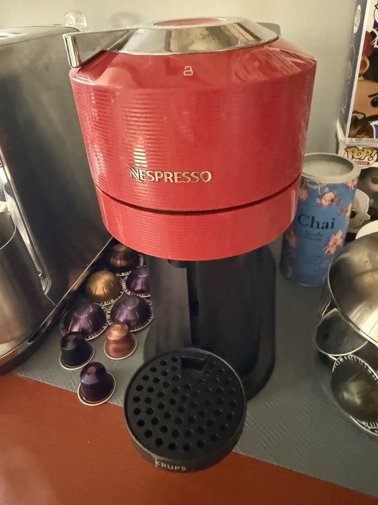 Nespresso Krups Vertuo Next Vermelha