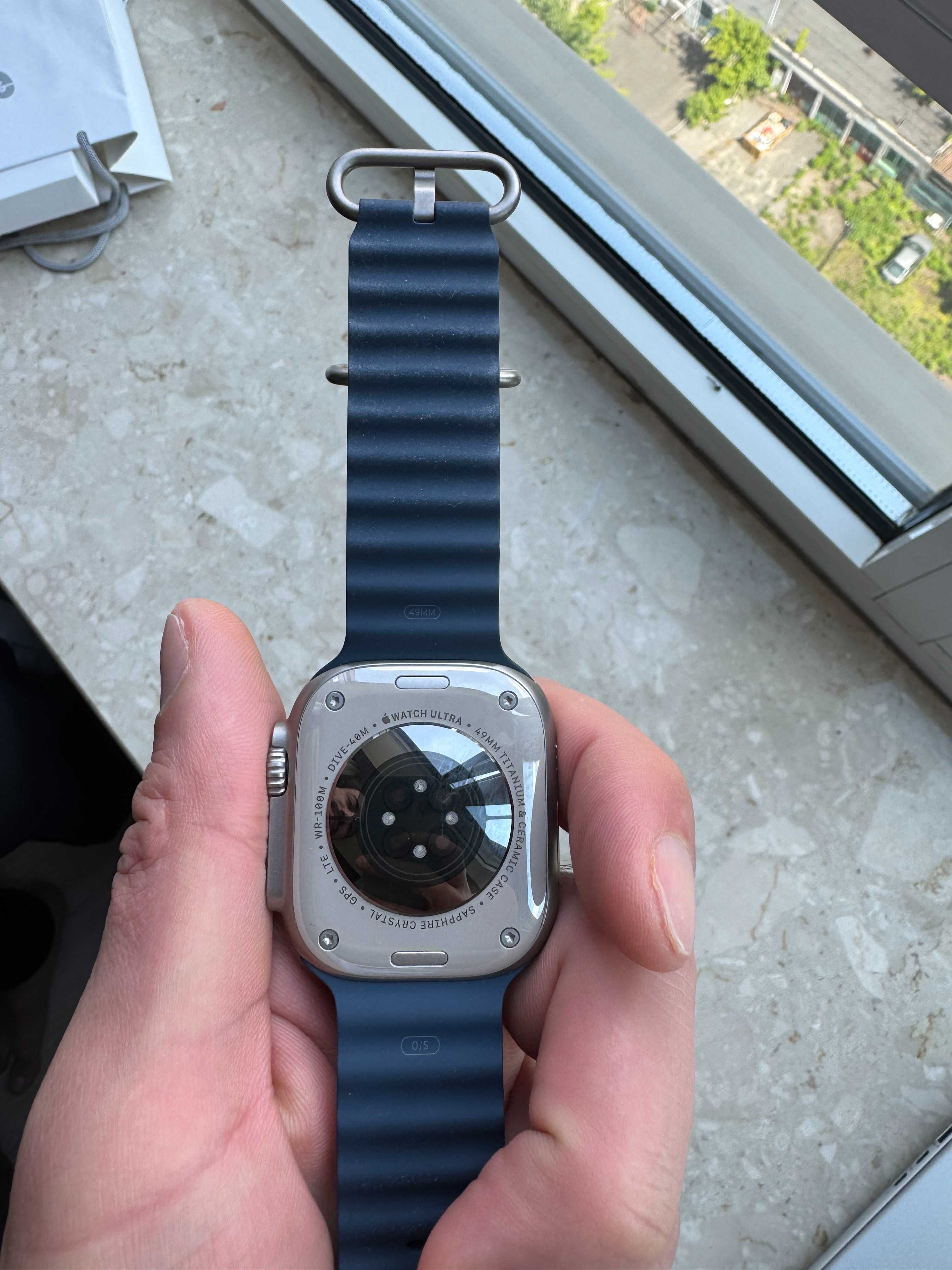 Apple watch ultra 2, battery 100%, no scratches