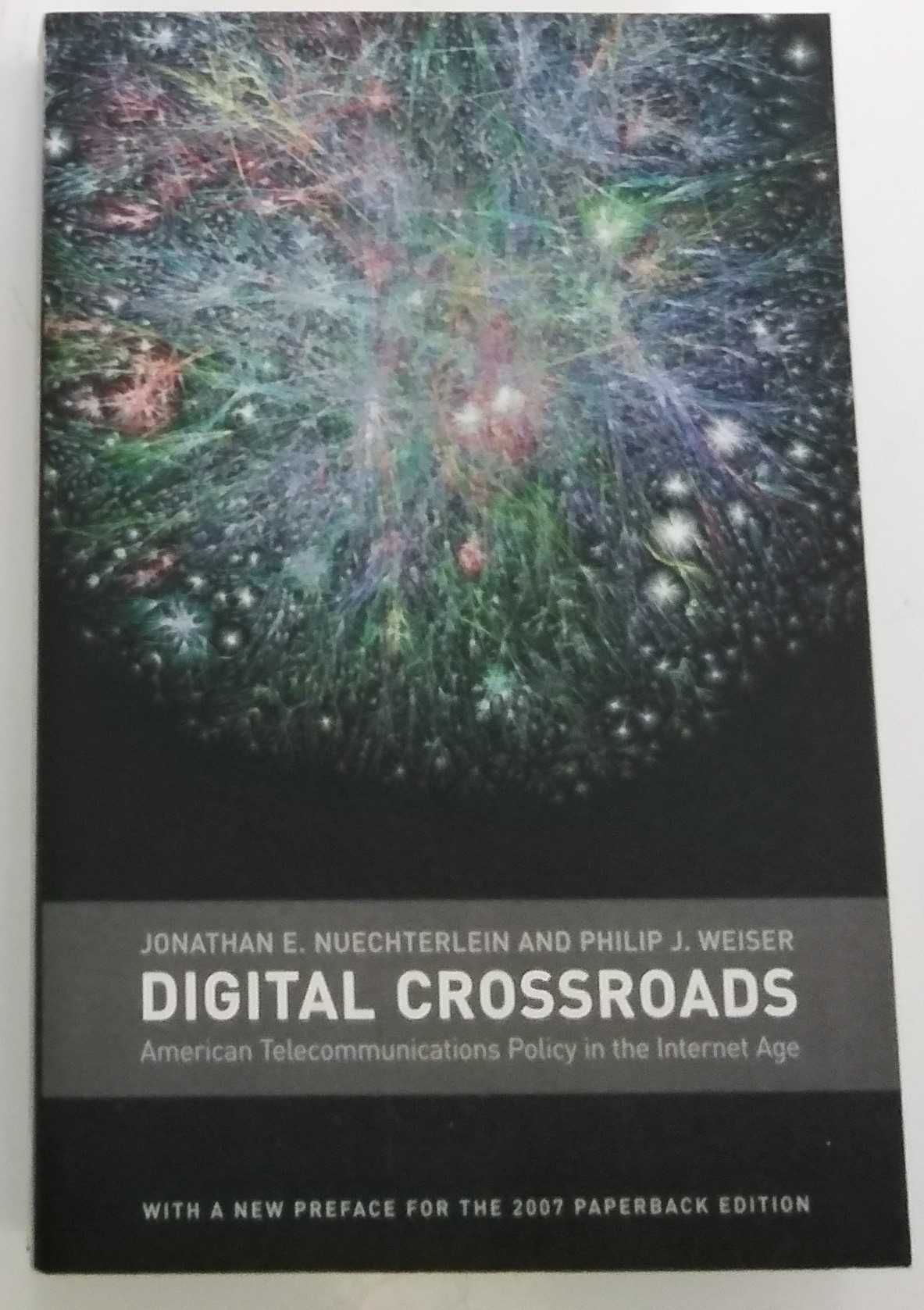 Livro Digital Crossroads, Telecommunications Law and Policy