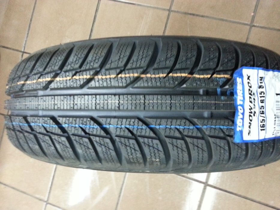 Opony zimowe Toyo SnowProx S943 165/65r15 81H