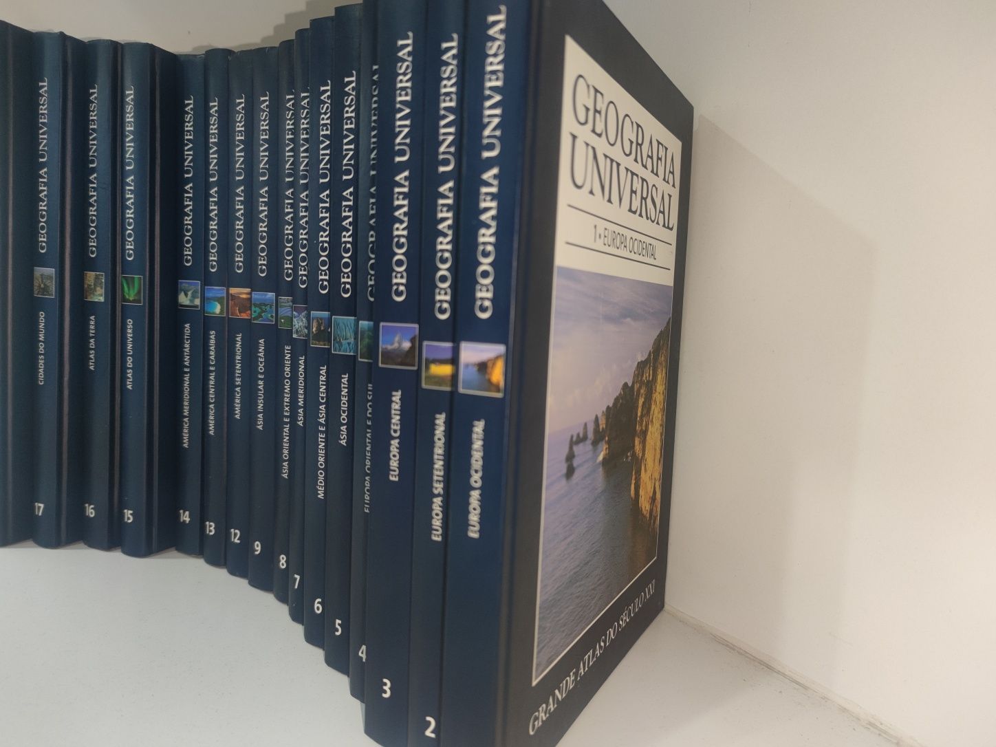 Geografia Universal 18volumes (incompleto) Ref: Mont