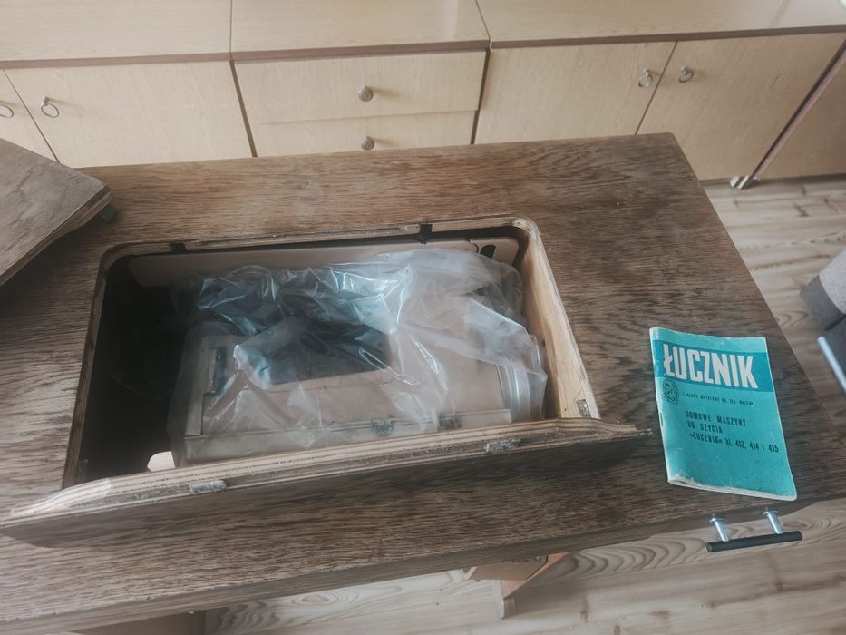 Maszyna do szycia Łucznik