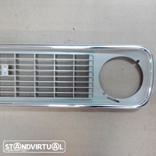Grelha Renault 4 Novo