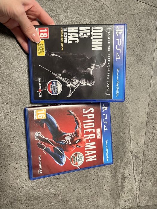 Ігри на ps4 , людина павук, один серед нас
