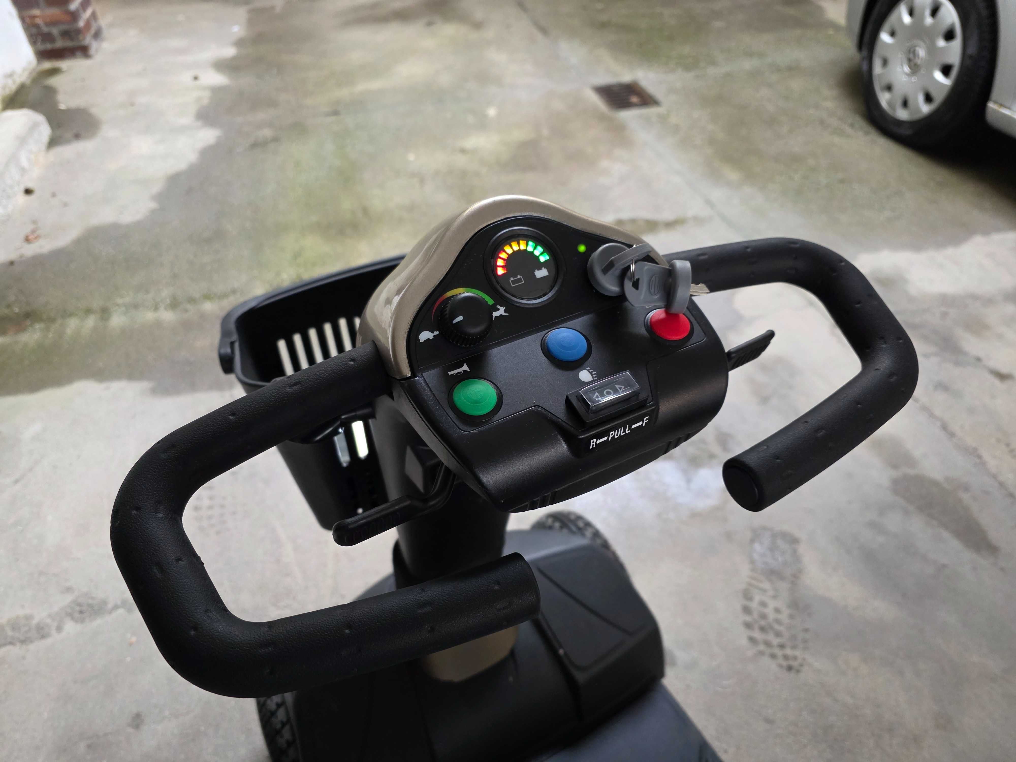NOWY Inwalidzki Czterokołowy Skuter Elektryczny Excel Senzo