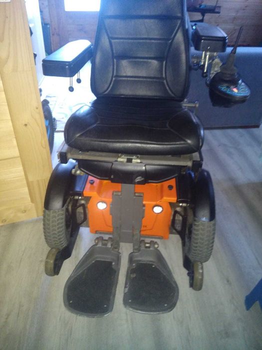 Cadeira de rodas elétrica Permobil