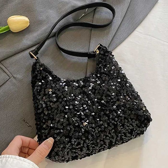 Bolsa elegante de lantejoulas. Nova.