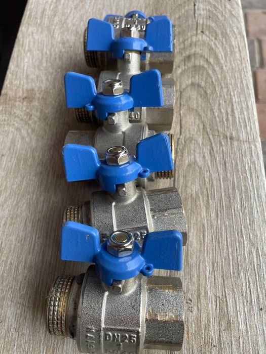 Все DN25: крани шар., фільтри водяні латунь, ніпелі нерж., американки