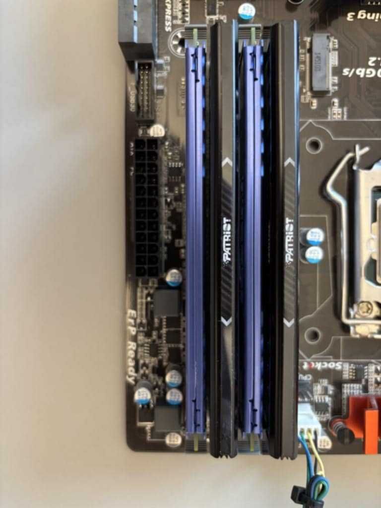 Płyta główna ATX Gigabyte + procesor core i5-4430s + Pamięć RAM