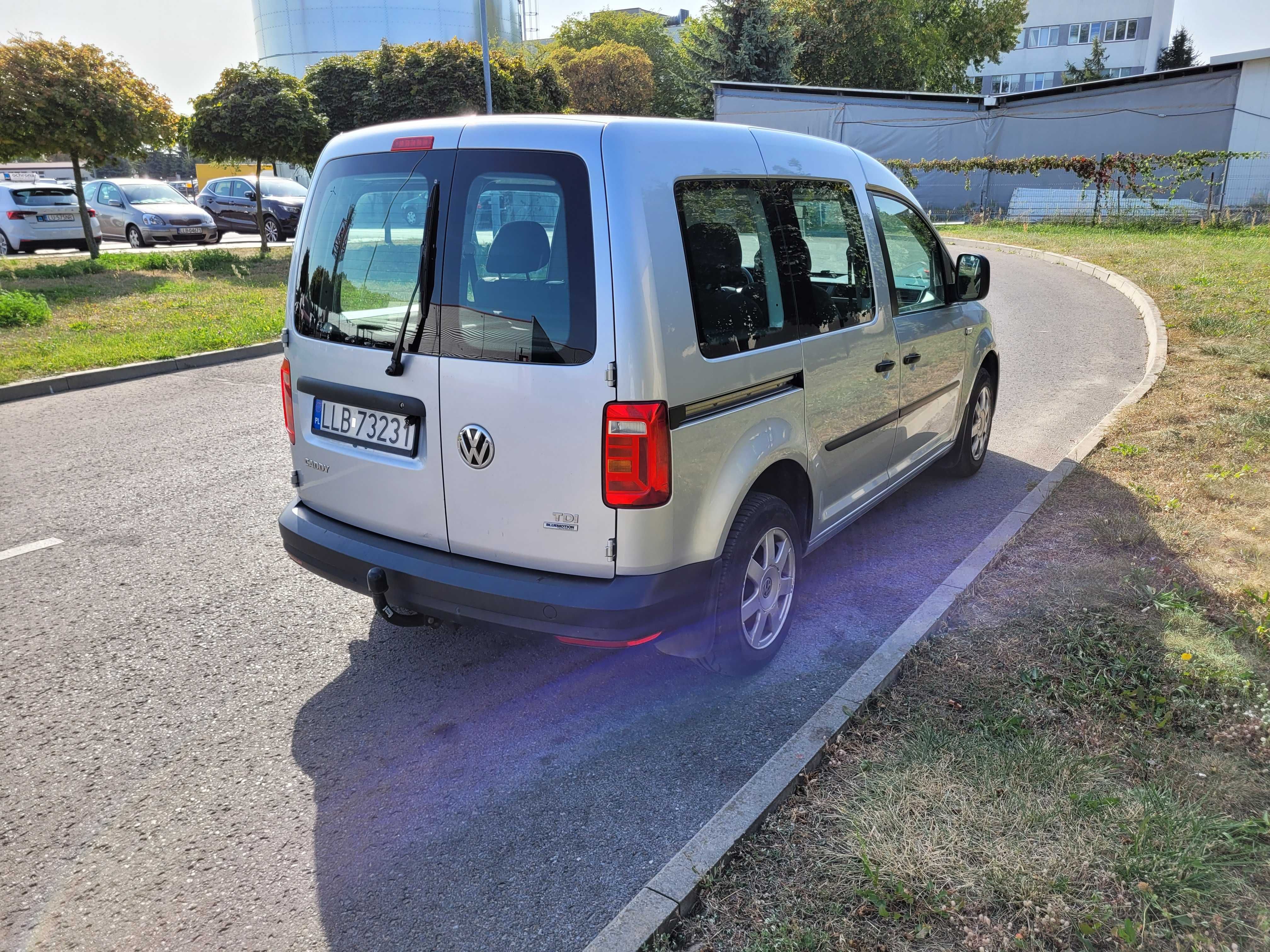 VW CADDY 2015r 2.0TDi 5 osobowy ciężarowy