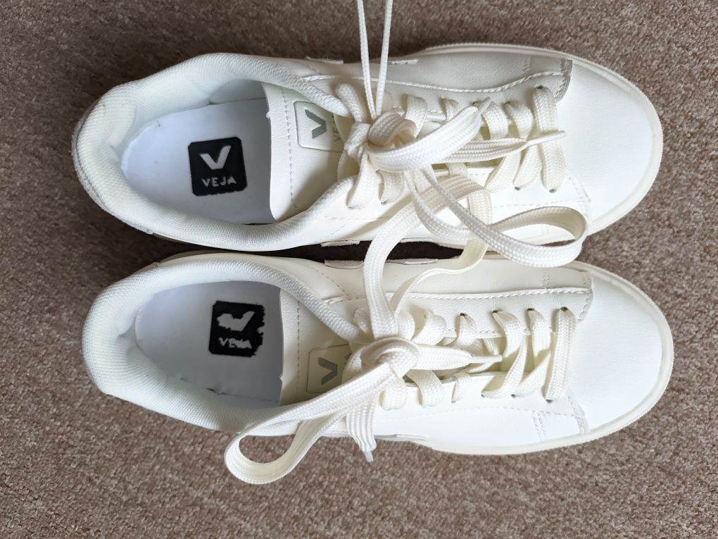 Оригинал Кеды женские Veja Campo White р-р 38-38,5