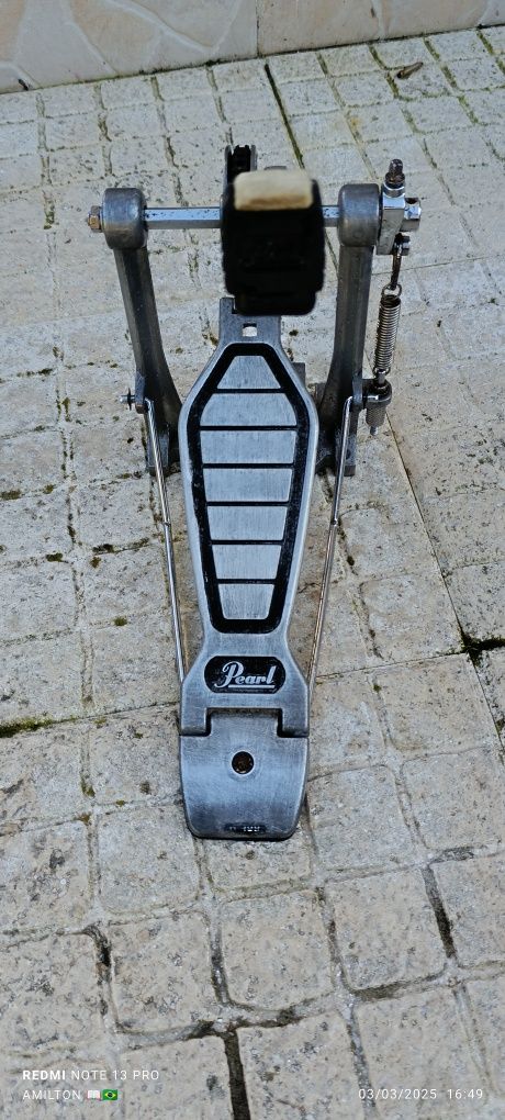Pedal pearl de bumbo