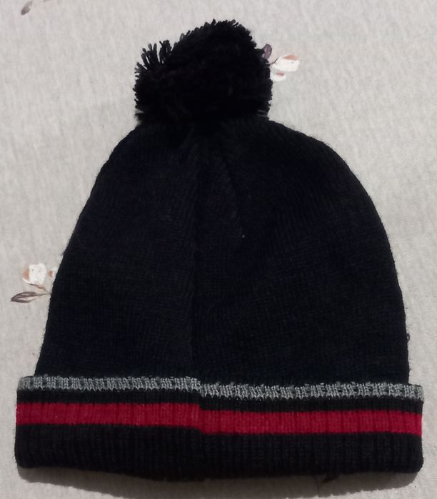 Czapka chłopięca z pomponem, od 2-5 lat