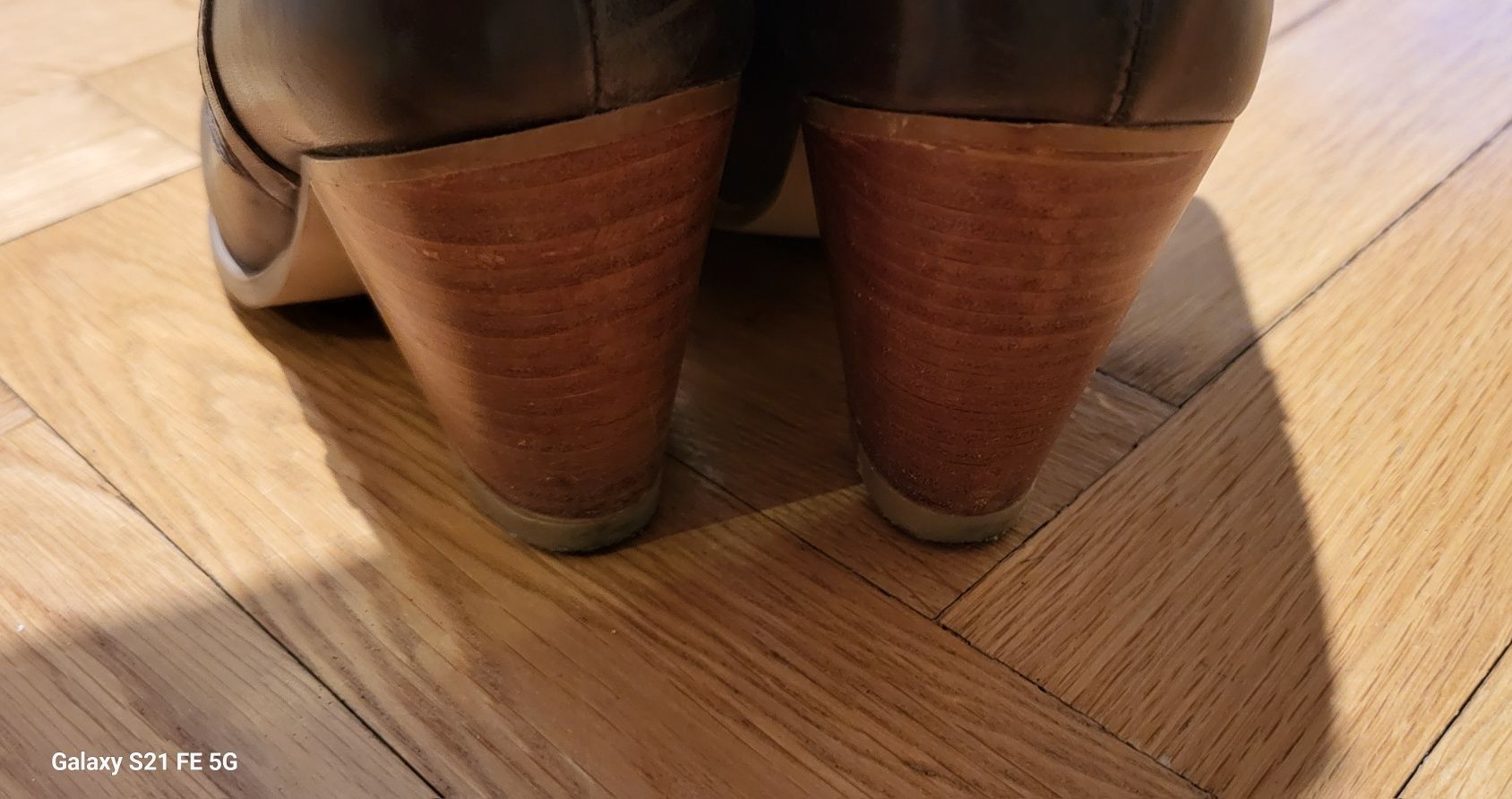 Buty kozaki kowbojki skórzane brązowe bez ocieplenia r. 37