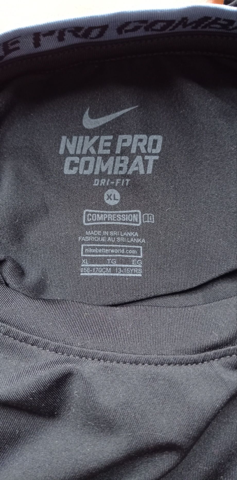 Koszulka treningowa Nike Pro Combat 13-15 lat