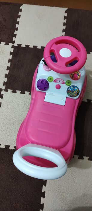 Дитяча машина толокар  для дівчинки