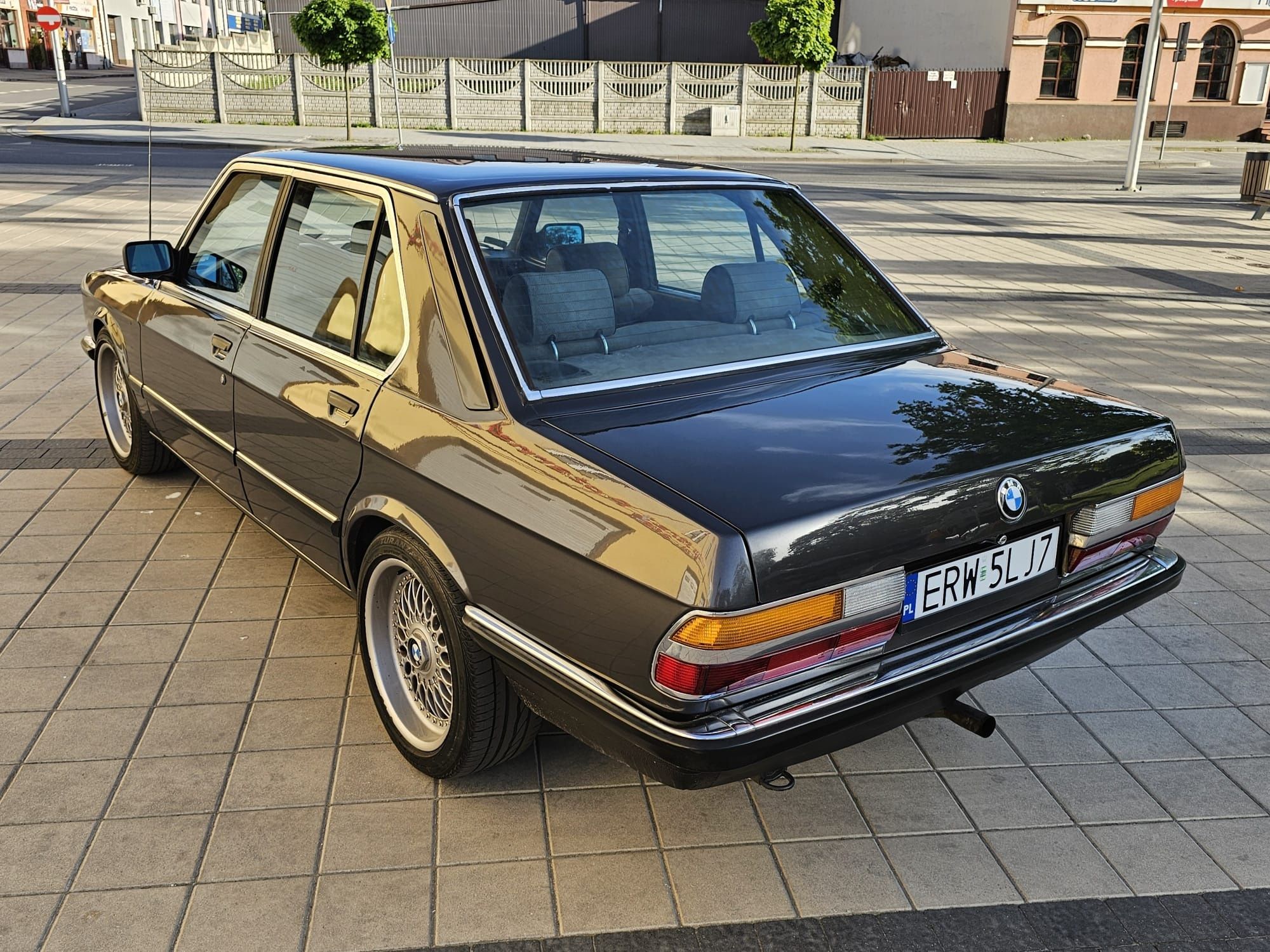 BMW 5 E28 M30 bbs rc 1984r