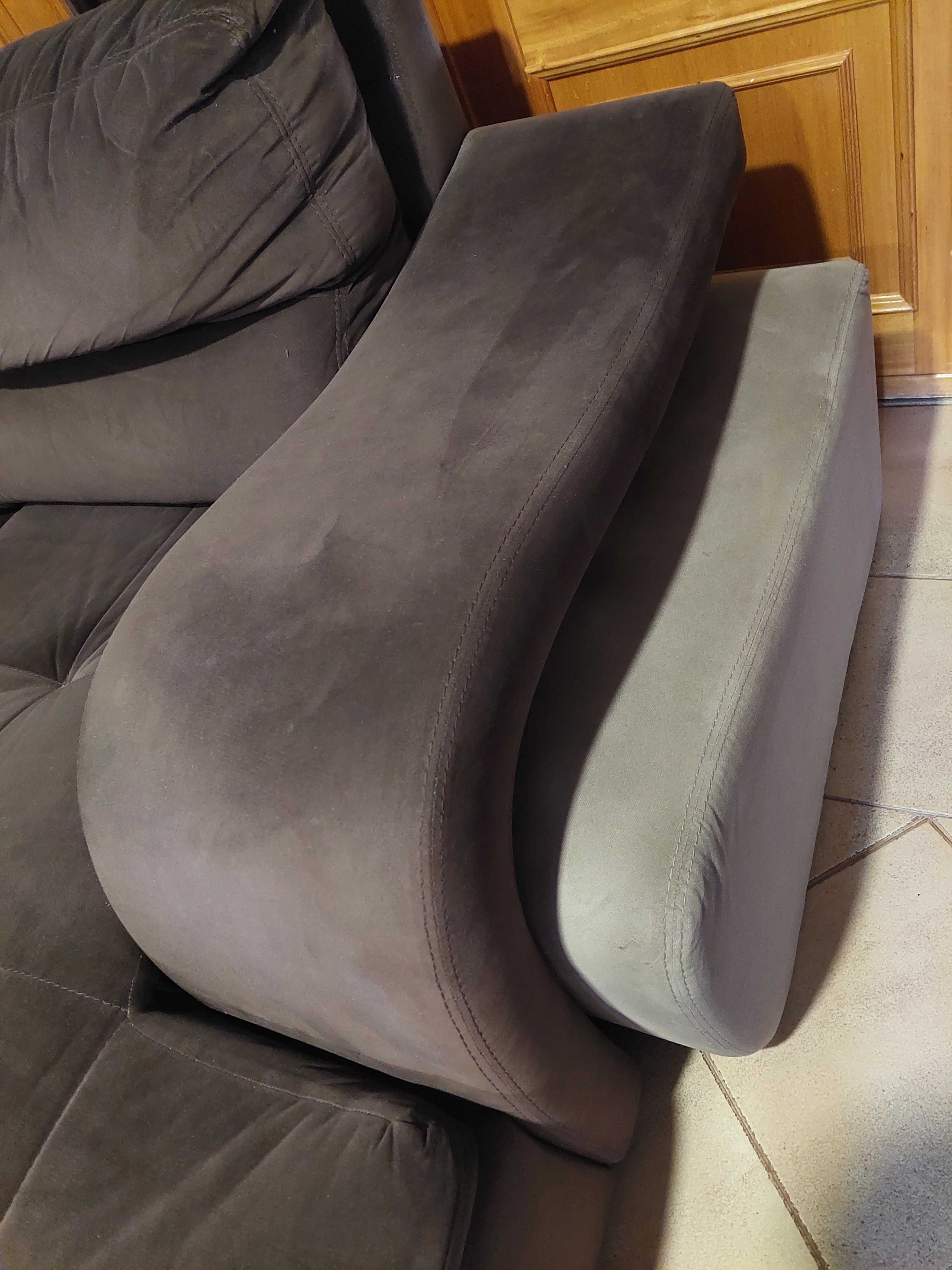 Sofá  chaise longue Dicarmo