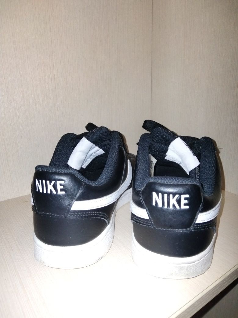 Кроссовки Nike Air